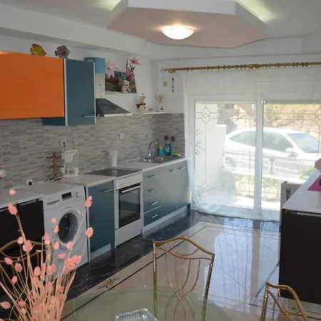 Villa Aphrodite Lux Sea View *