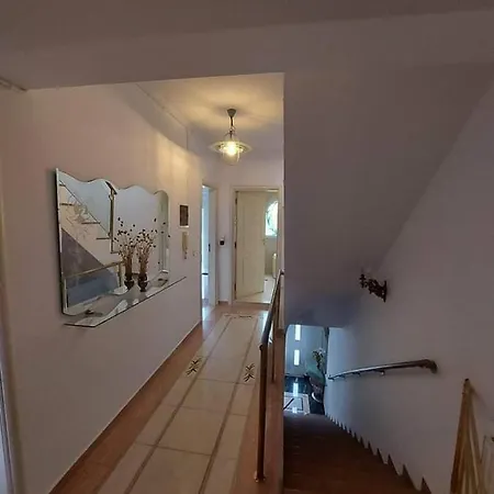 Villa Aphrodite Lux Sea View *